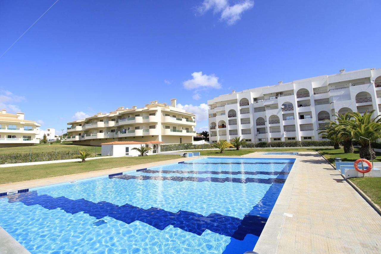 Armacao De Pera Brightness With Pool By Homing Daire Dış mekan fotoğraf